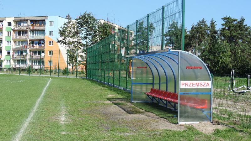 Nowe ogrodzenie boiska w Kluczach